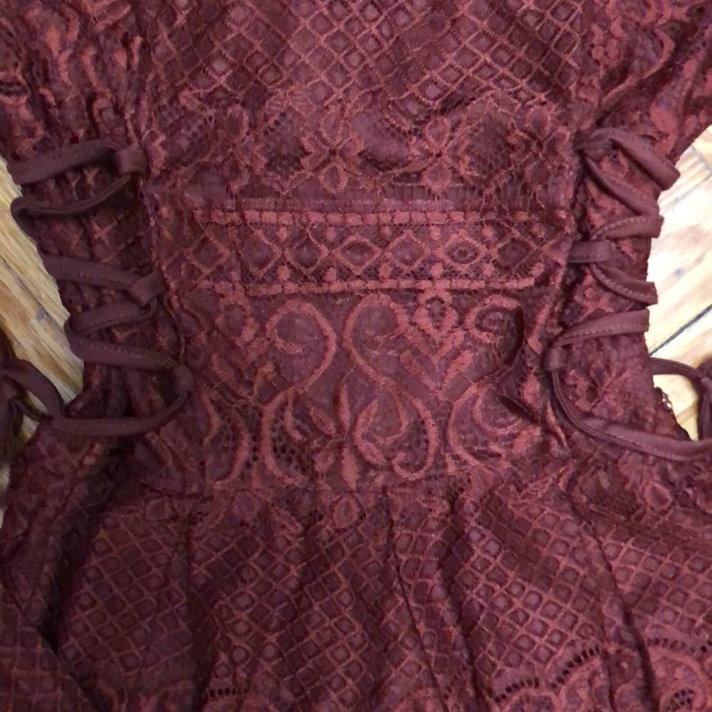 Dress - Picture 4 of 6